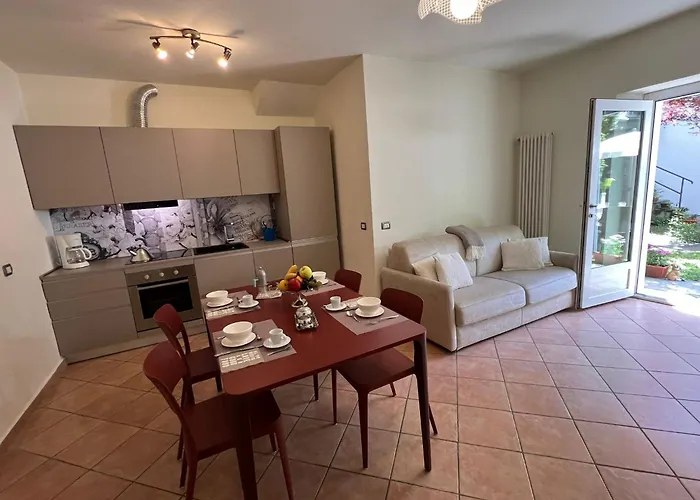 아파트 Arancio 베르바니아